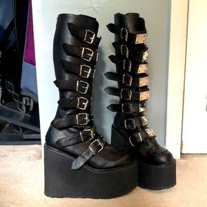 Demonia Trinity Boots
